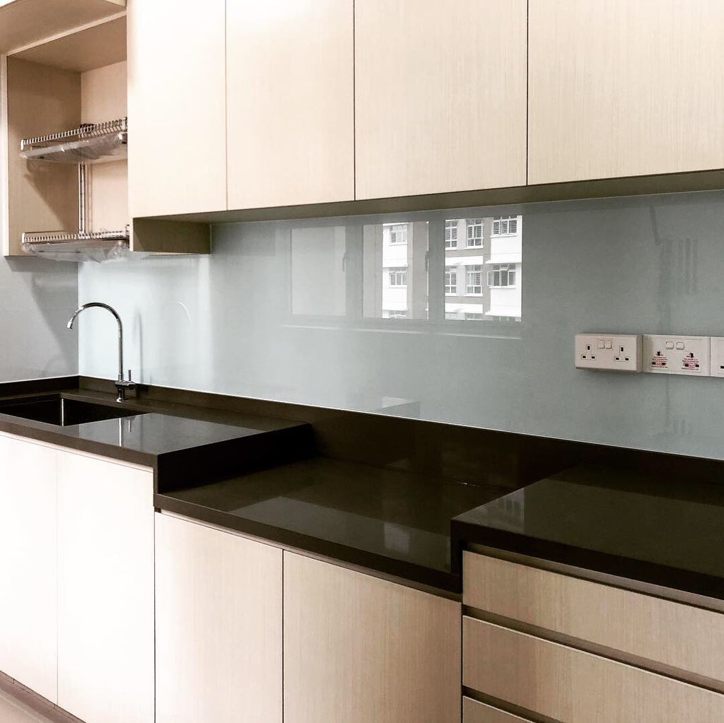 black glass kitchen backsplash